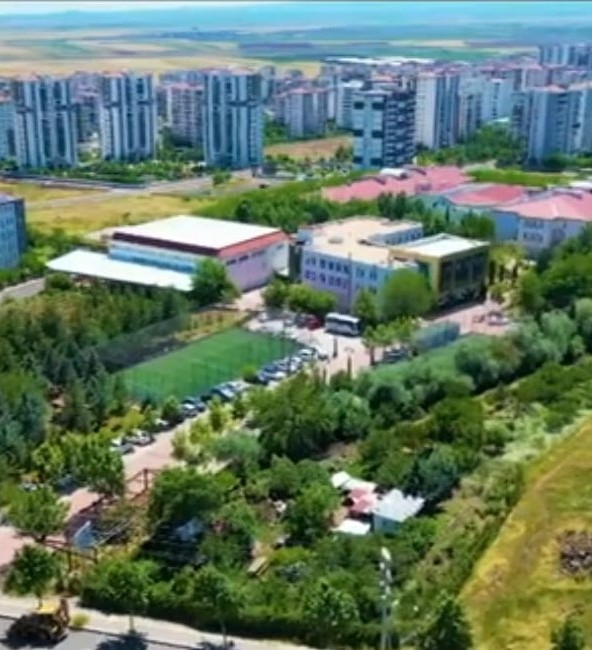 ORTADOĞU KOLEJİ İLKOKULU TANITIM 2025-2026